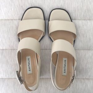 Ann Taylor Bridget Sandals in Off-White